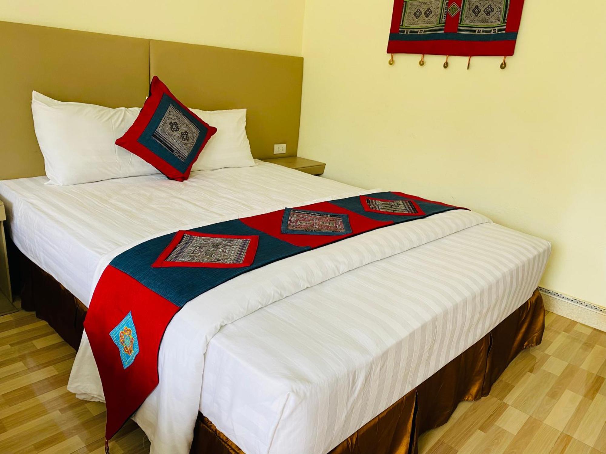 Ba Be Legend Hotel Екстер'єр фото